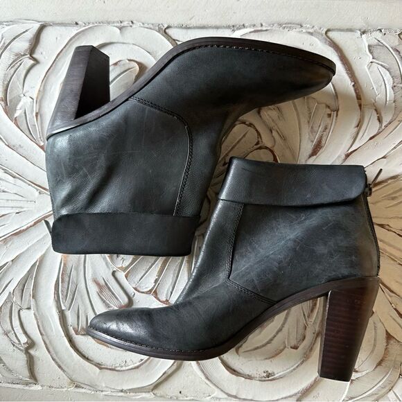 LUCKY BRAND Women's Nycott Leather Booties 10 - Picture 3 of 11